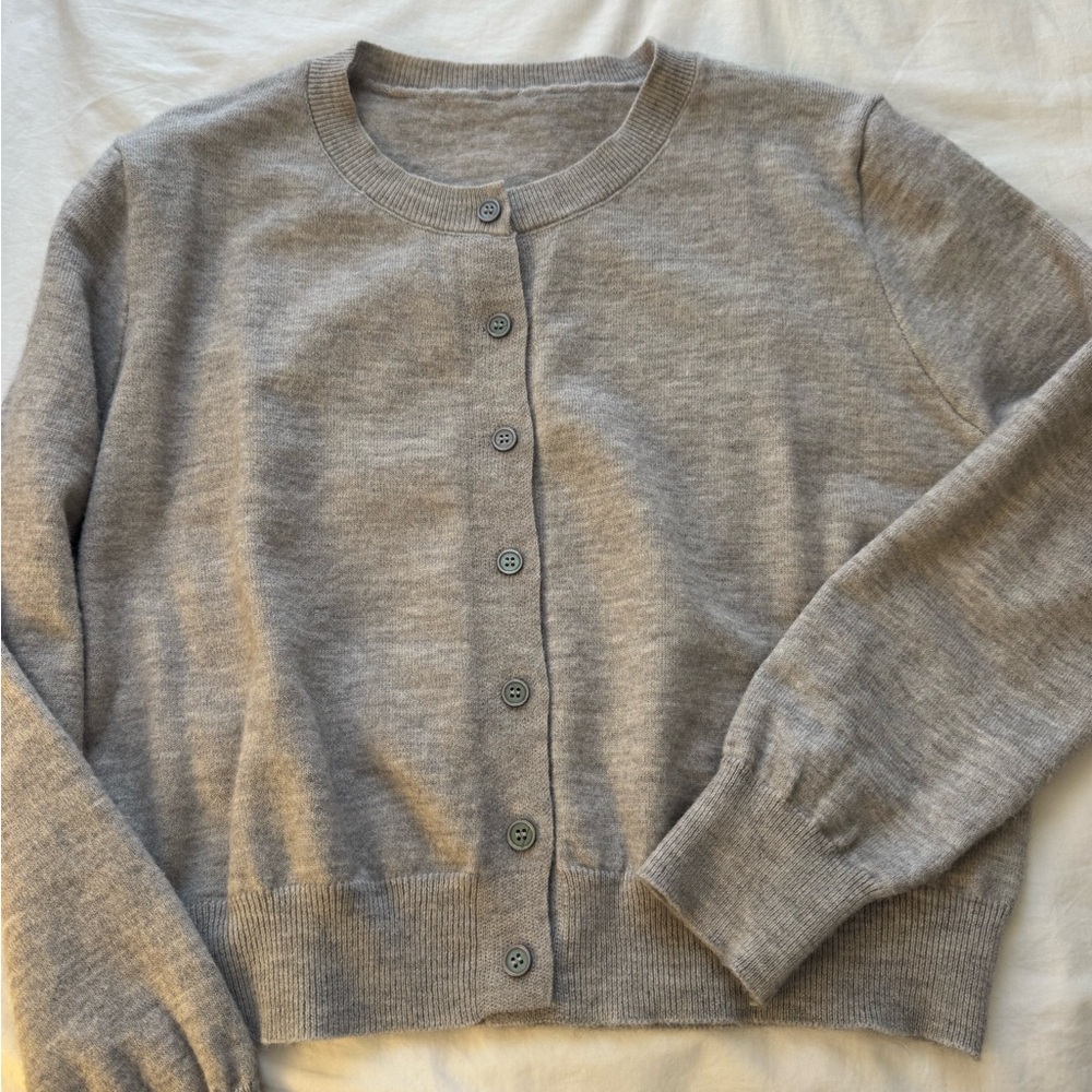 Grey cardigan